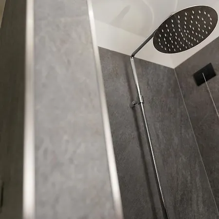 Rose Bed & Breakfast